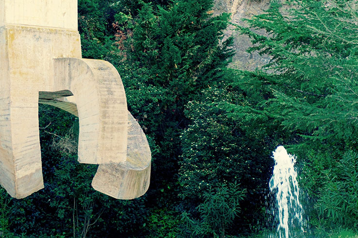 Escultura Elogi de l'aigua. Parc de la Creueta del Coll
