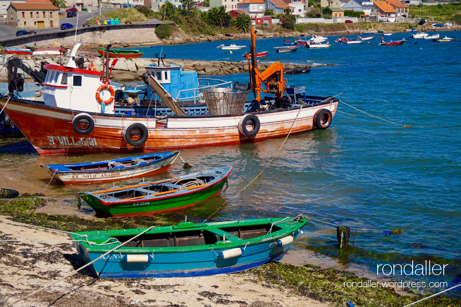 Visita a l'Illa de Arousa (Pontevedra). Barques de pescadors.